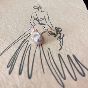 Natural baroque pear ring